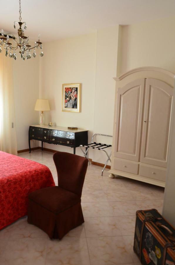 Apartamento Casa Fedora Lecce Exterior foto